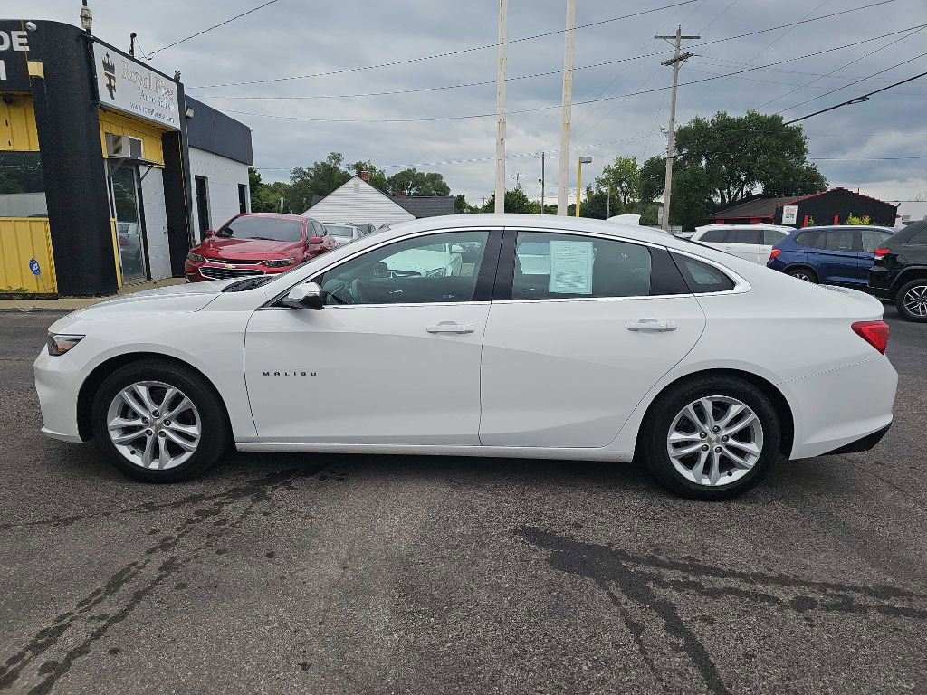 Used 2017 Chevrolet Malibu LT image 15