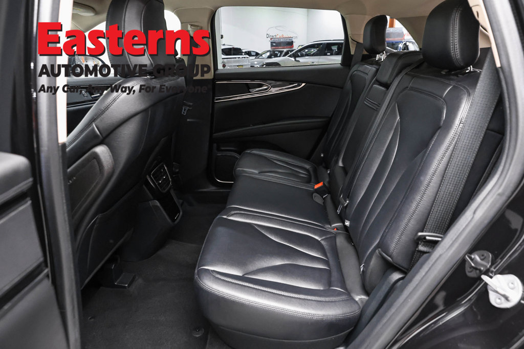Used 2022 Lincoln Nautilus FWD image 24