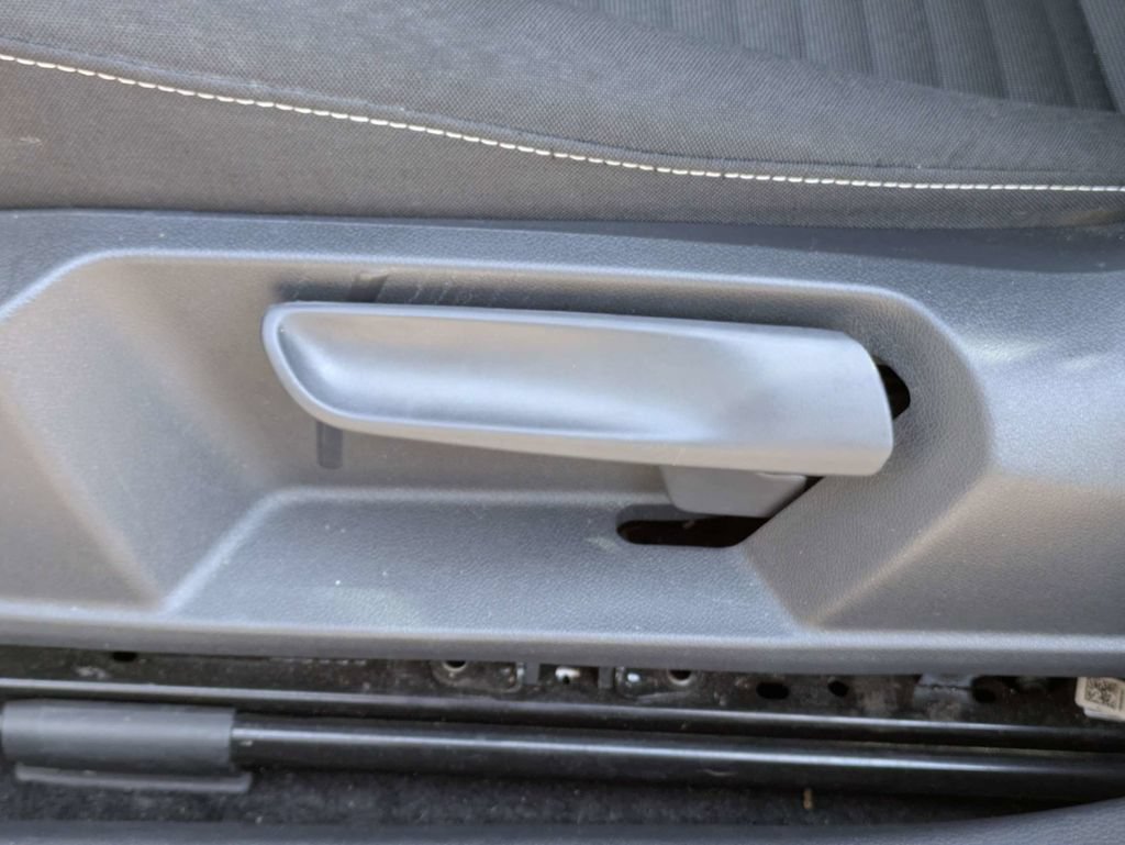 Certified 2023 Volkswagen Jetta S FWD image 24