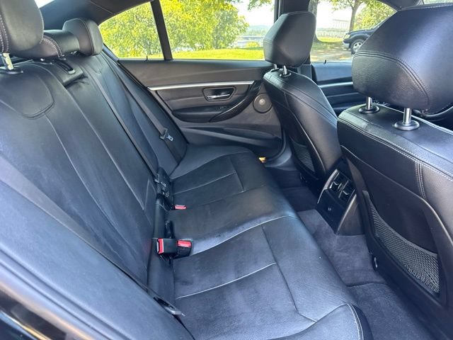 Used 2018 BMW 330i xDrive Sedan AWD/4WD image 11