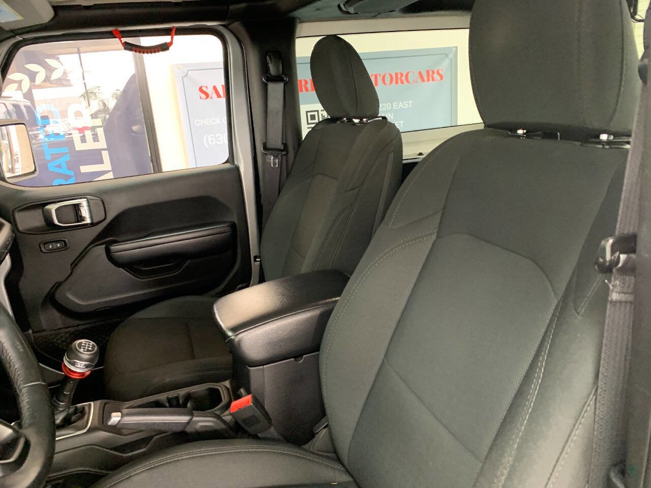 Used 2018 Jeep Wrangler Sport AWD/4WD image 9