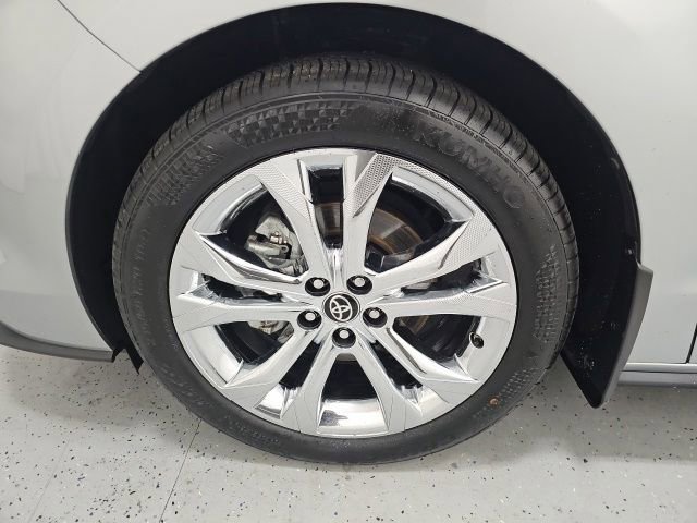Certified 2022 Toyota Sienna Platinum FWD image 10
