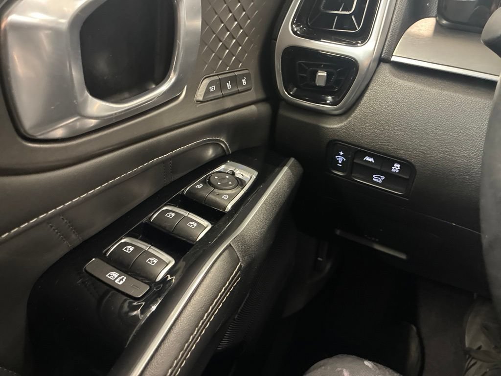 Certified 2023 Kia Sorento SX AWD/4WD image 25