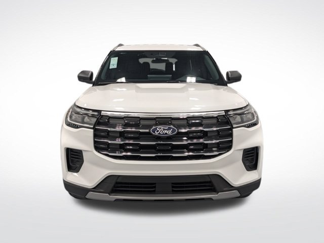 New 2027 Ford Explorer Active RWD image 3