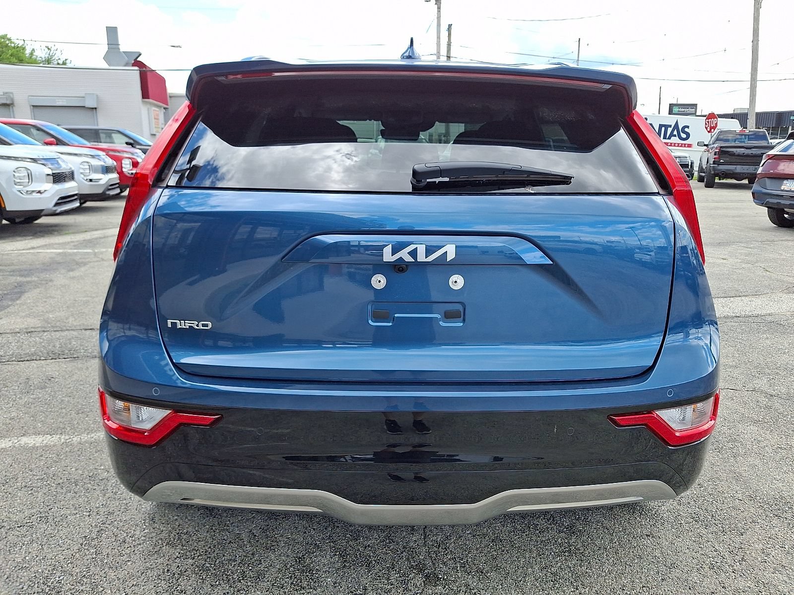 New 2026 Kia Niro Wind w/ Wind Preserve Package FWD image 7