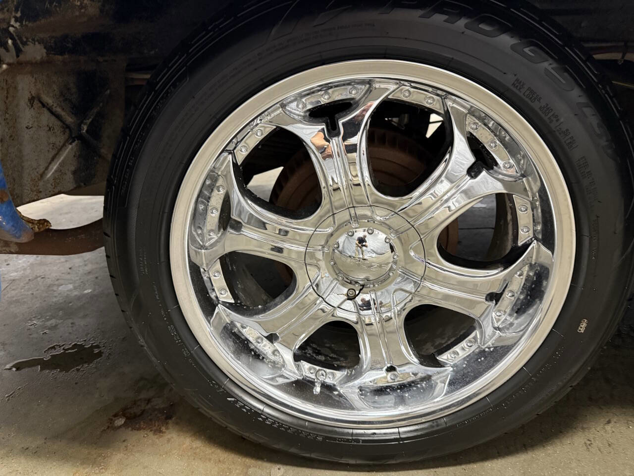 Used 1987 GMC Suburban 2WD image 6