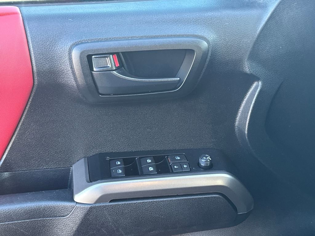 Used 2023 Toyota Tacoma SR5 image 33
