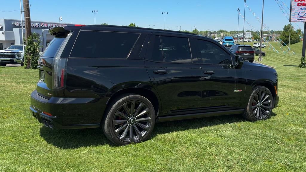Used 2025 Cadillac Escalade V w/ LPO, Floor Liner Package AWD/4WD image 7