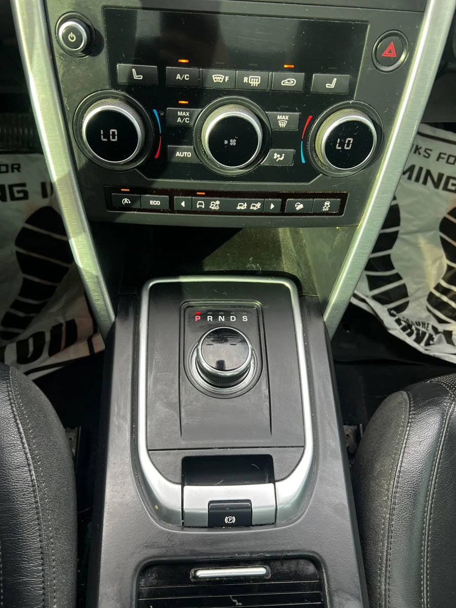 Used 2017 Land Rover Discovery Sport HSE AWD/4WD image 22