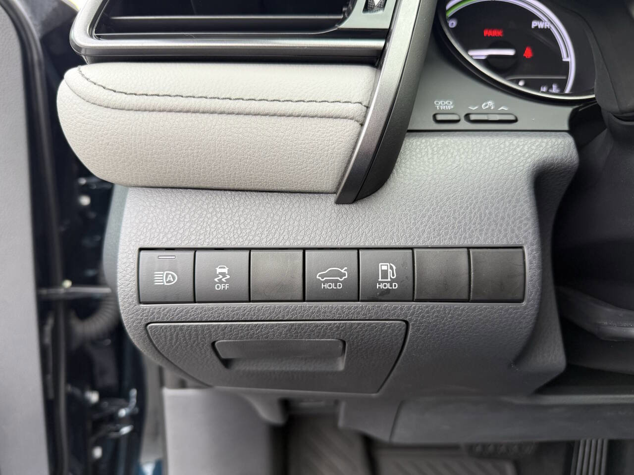 Used 2021 Toyota Camry SE image 19