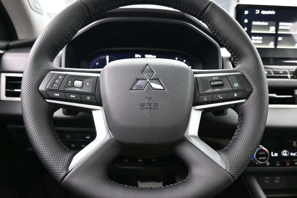 New 2026 Mitsubishi Outlander SEL AWD/4WD image 33