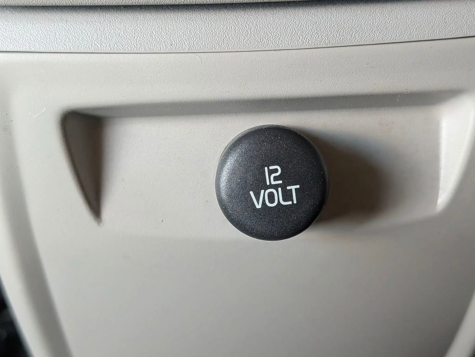 Used 2005 Volvo S40 2.4i FWD image 24