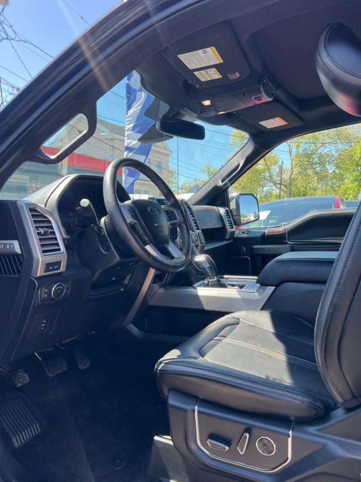 Used 2015 Ford F150 Platinum w/ Equipment Group 701A Luxury AWD/4WD image 27