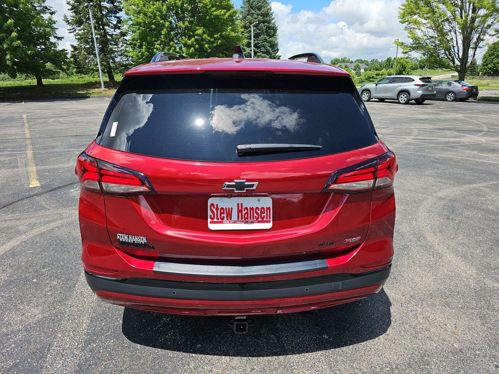 Used 2024 Chevrolet Equinox RS AWD/4WD image 5