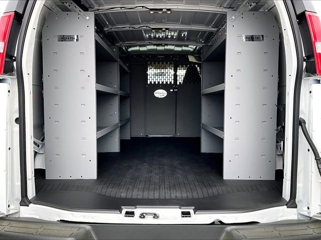 New 2026 Chevrolet Express 2500 RWD image 13