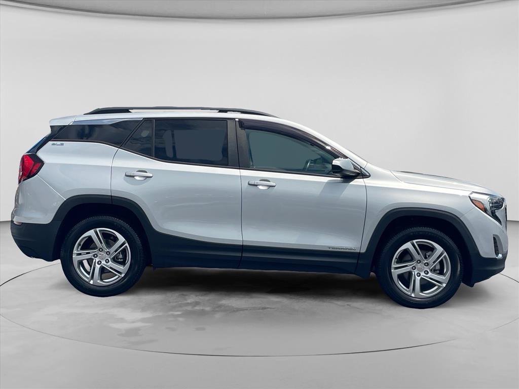 Used 2021 GMC Terrain SLE w/ Driver Convenience Package AWD/4WD image 8