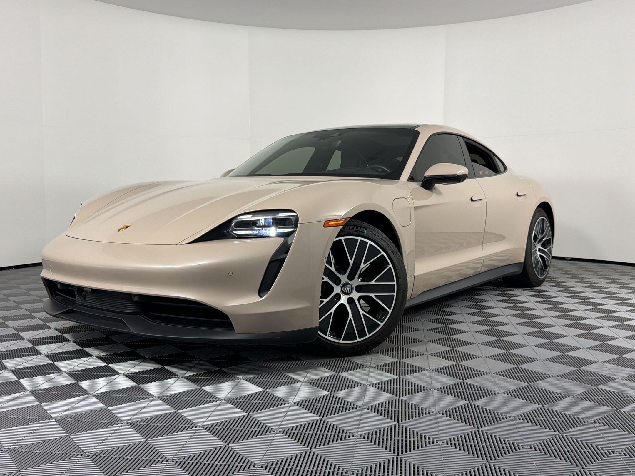 Certified 2023 Porsche Taycan RWD video 1
