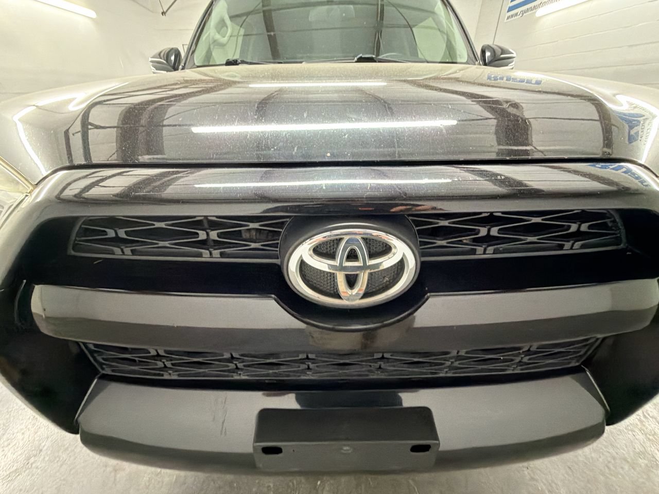 Used 2015 Toyota 4Runner SR5 Premium RWD image 29