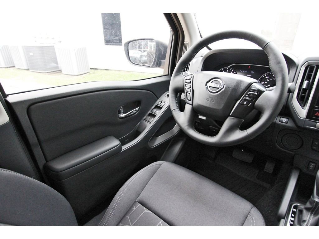 New 2026 Nissan Frontier SV w/ SV Convenience Package RWD image 6