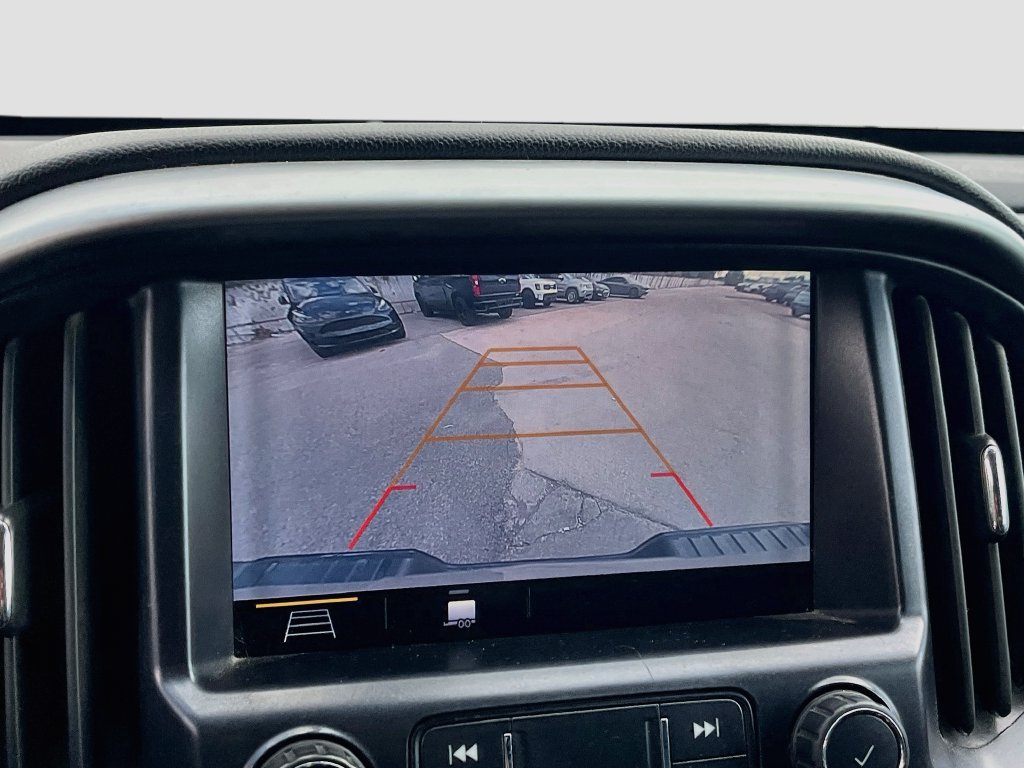 Used 2020 Chevrolet Colorado LT AWD/4WD image 13
