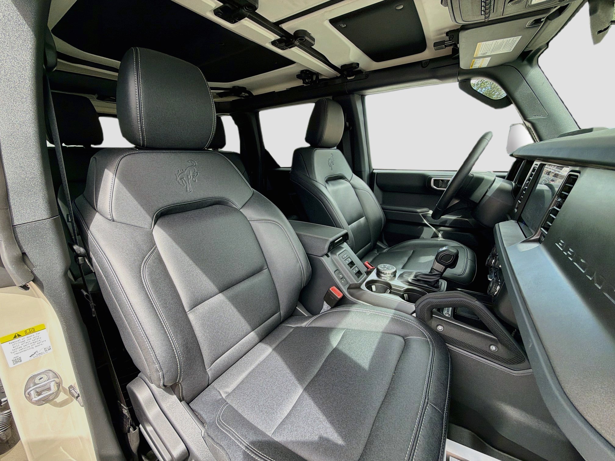 Used 2026 Ford Bronco Badlands AWD/4WD image 14