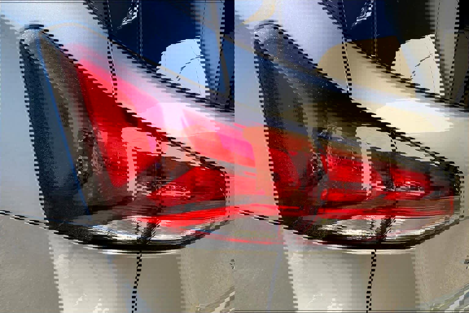 Used 2024 Chevrolet Equinox LT image 26