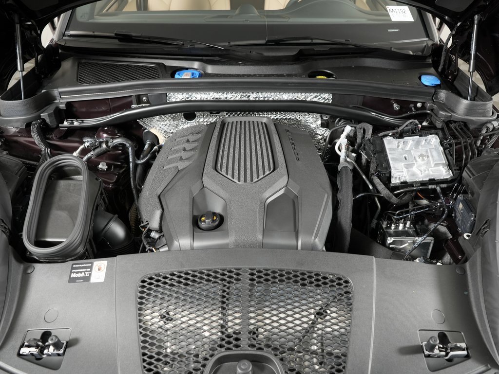 New 2026 Porsche Macan image 41