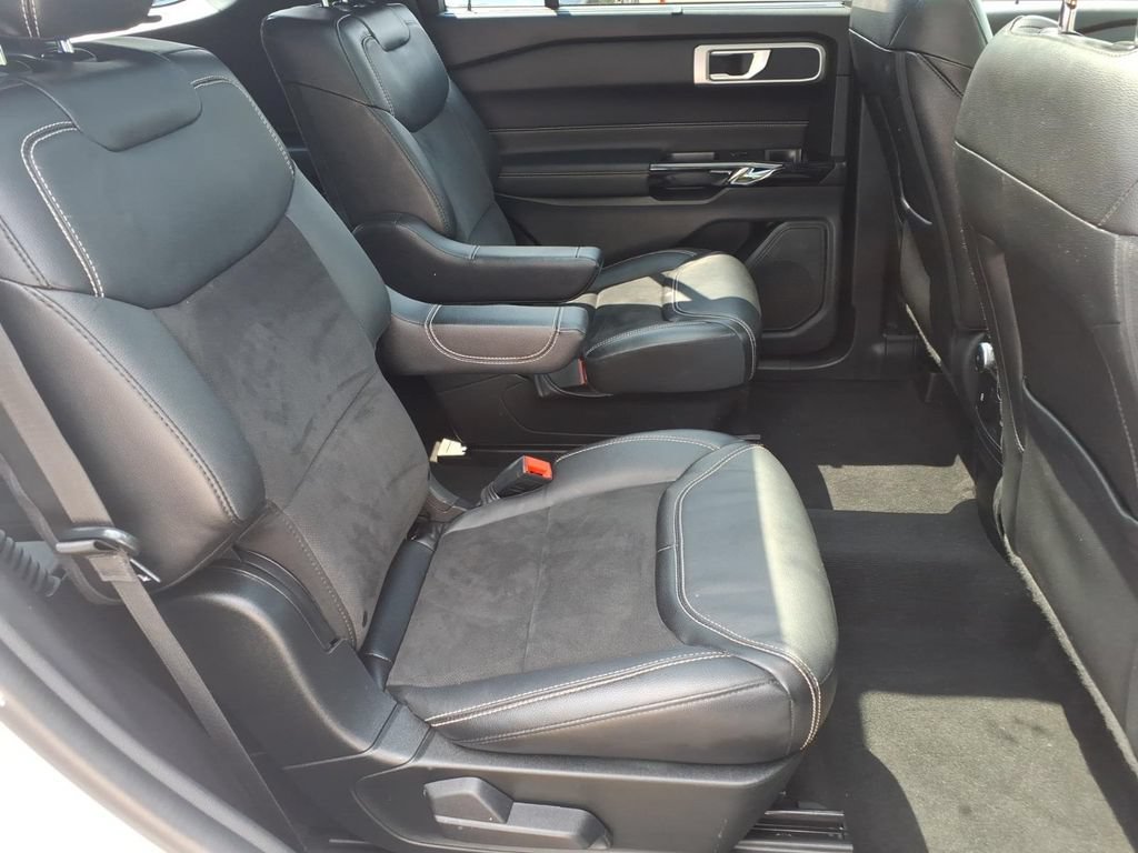 Certified 2022 Ford Explorer ST w/ ST Street Pack AWD/4WD image 16