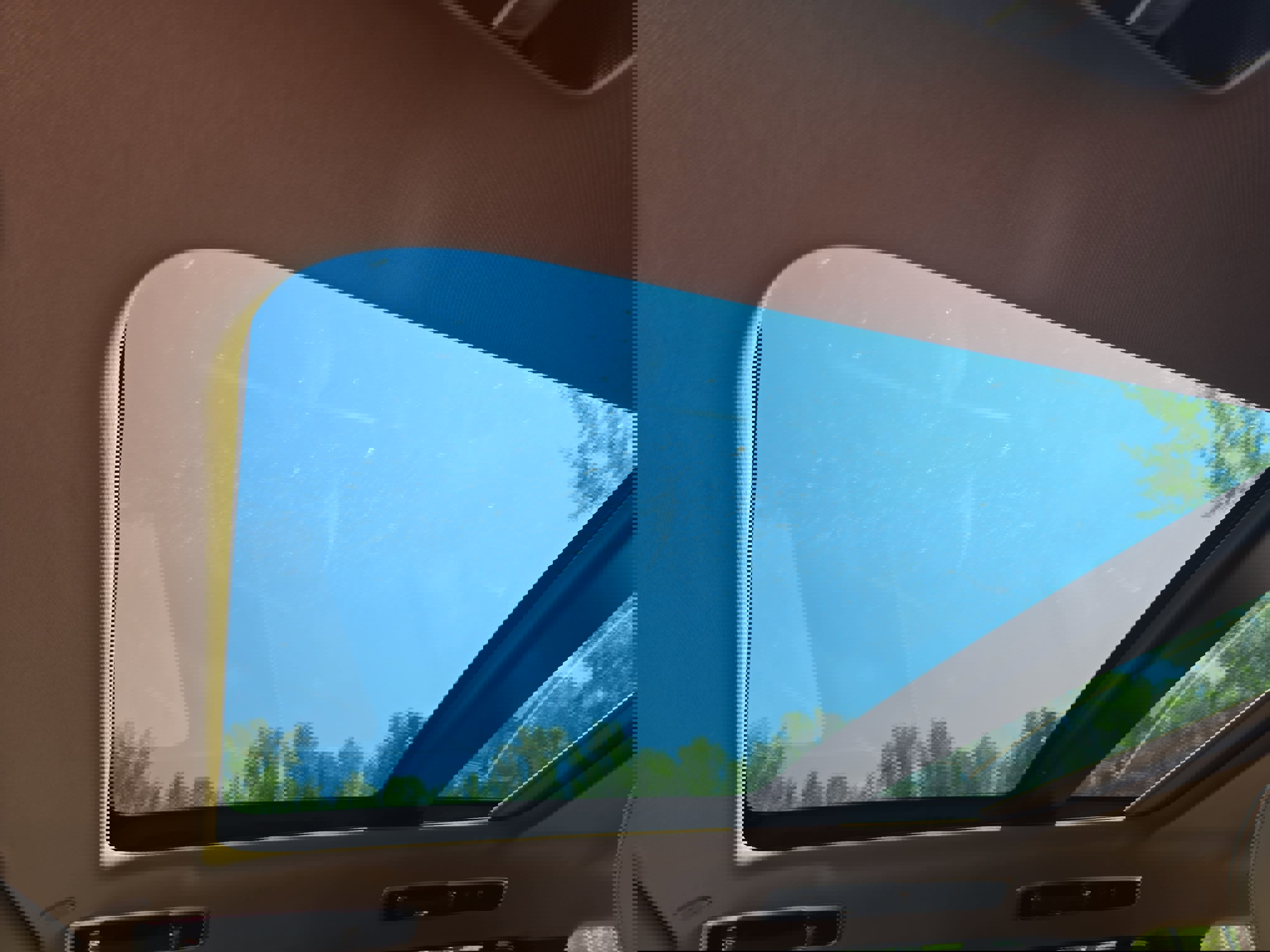 New 2026 Land Rover Range Rover Long Wheelbase SE image 28