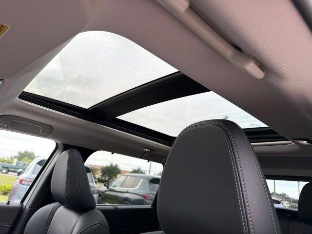 New 2026 Mitsubishi Outlander SEL FWD image 24