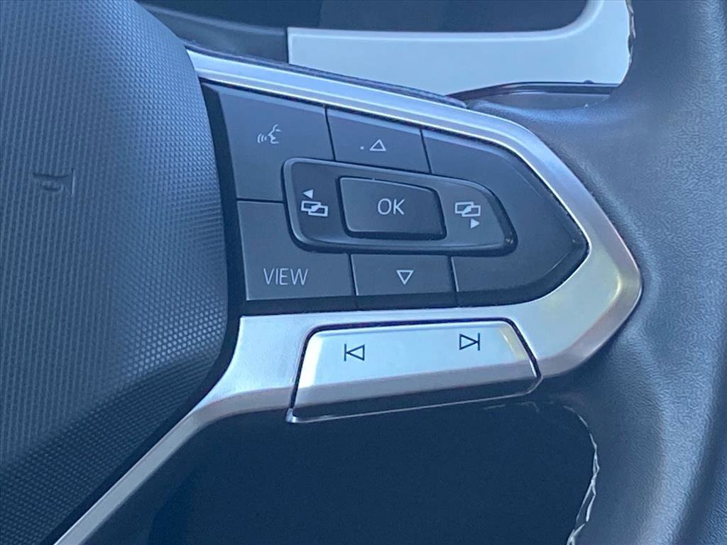 Certified 2023 Volkswagen Atlas Cross Sport SE w/ Panoramic Sunroof Package image 8