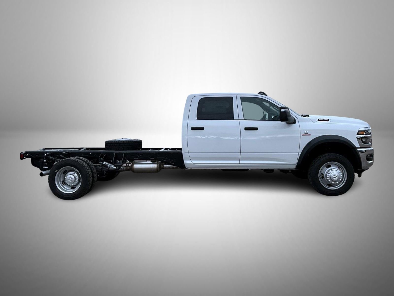 New 2026 RAM 5500 Tradesman w/ Chrome Appearance Group image 4