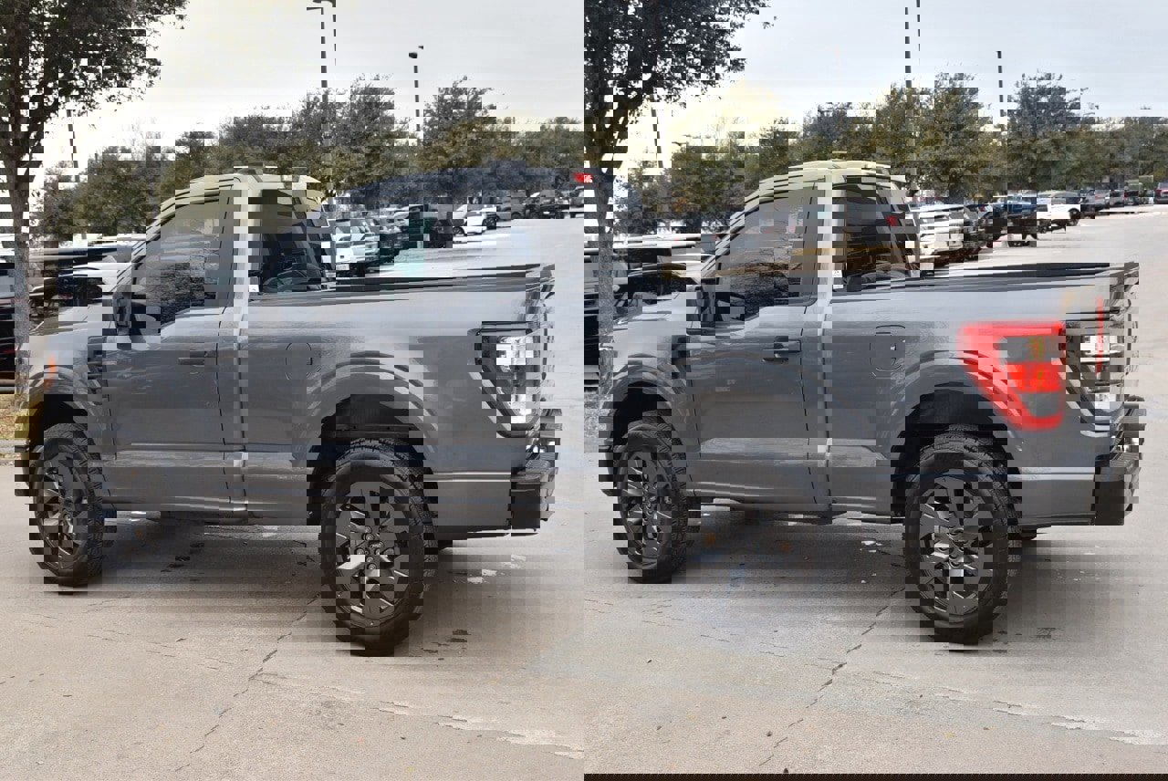 Used 2023 Ford F150 XL image 11