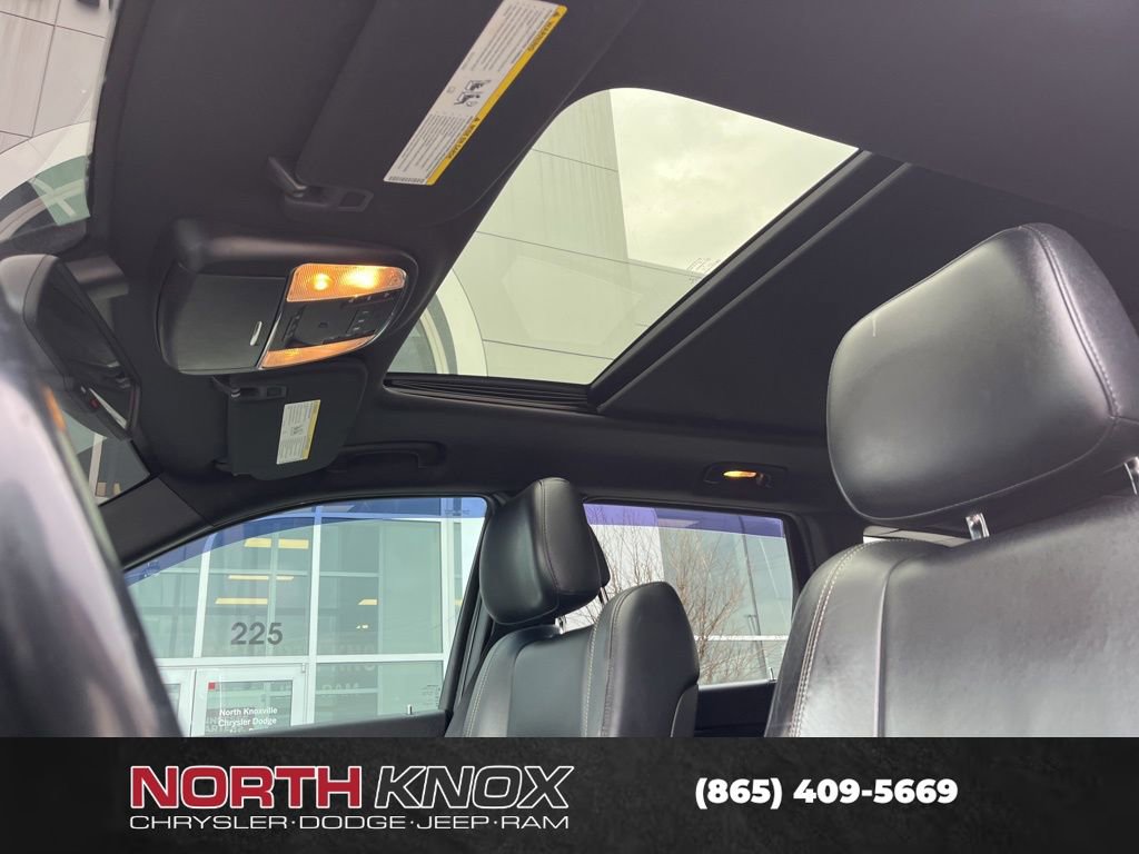 Used 2014 Jeep Grand Cherokee Limited w/ Luxury Group II image 12