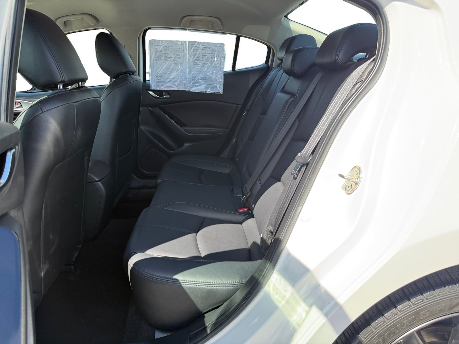 Used 2018 MAZDA MAZDA3 Touring FWD image 16