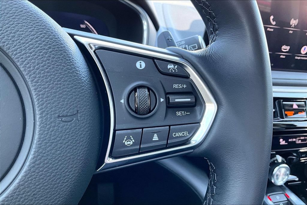 Certified 2026 Acura MDX w/ Technology Package FWD image 24
