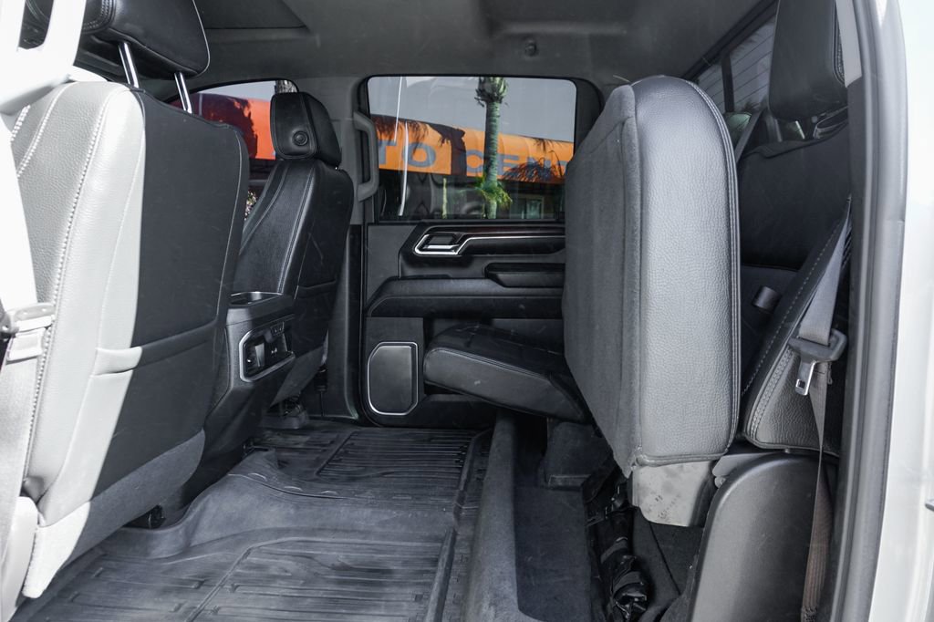 Used 2024 GMC Sierra 3500 Denali w/ Denali Reserve Package image 38