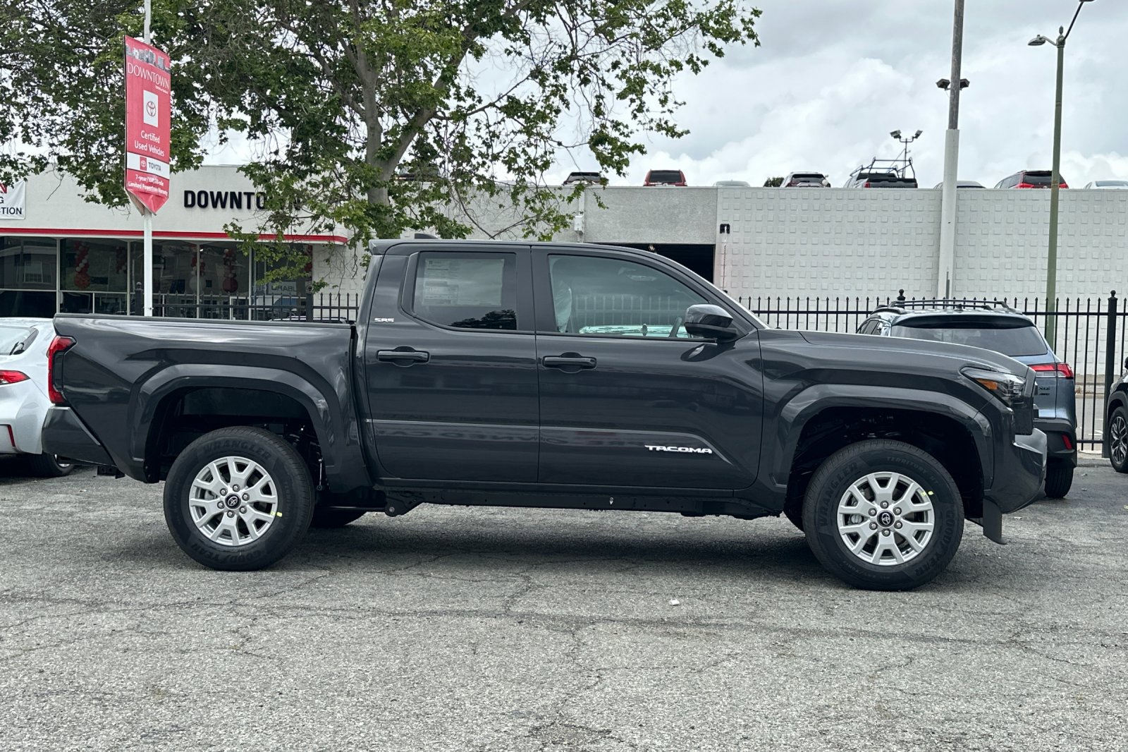 New 2026 Toyota Tacoma SR5 AWD/4WD image 4