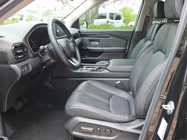 Certified 2025 Honda Pilot EX-L image 10