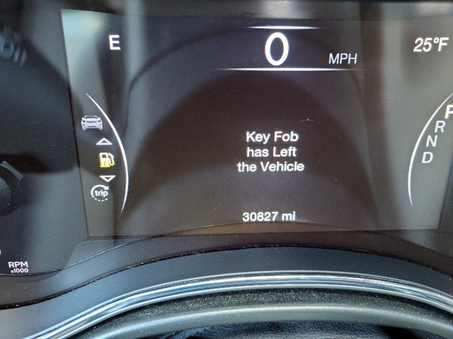 Used 2021 Jeep Grand Cherokee Limited image 11