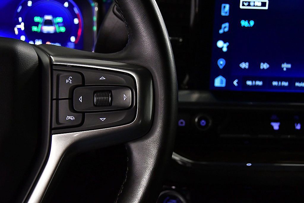 Used 2024 Chevrolet Silverado 2500 LT image 22