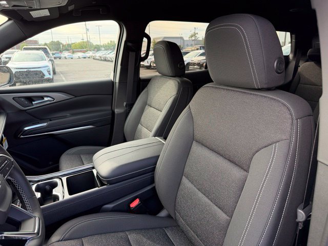 New 2027 Chevrolet Traverse LT w/ Driver Confidence Package FWD image 29