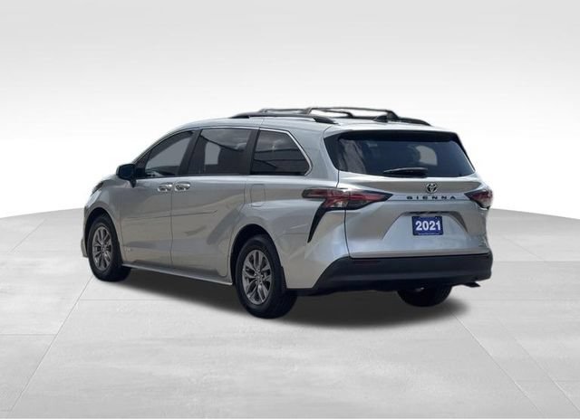 Used 2021 Toyota Sienna XLE FWD image 7