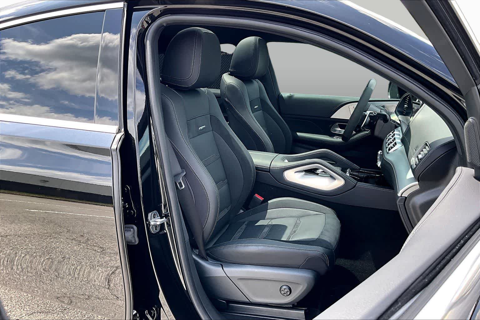 Used 2024 Mercedes-Benz GLE 53 AMG 4MATIC Coupe image 9
