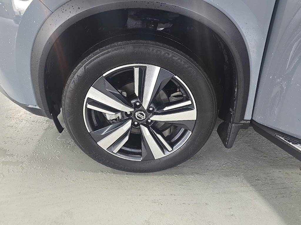 Used 2021 Nissan Rogue SL image 31