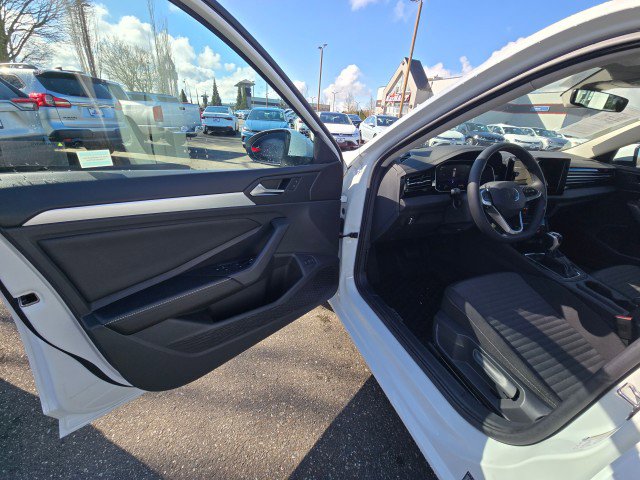 Used 2026 Volkswagen Jetta S FWD image 22