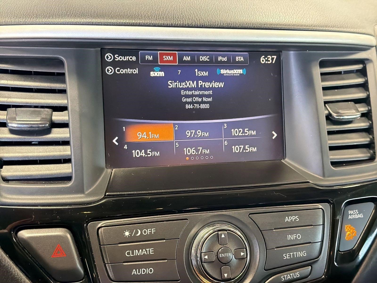 Used 2018 Nissan Pathfinder SV image 22