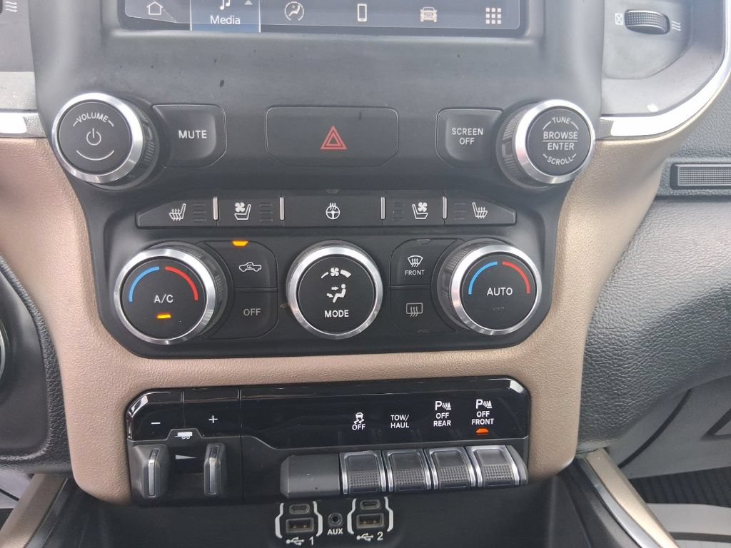 Used 2022 RAM 1500 Laramie AWD/4WD image 16