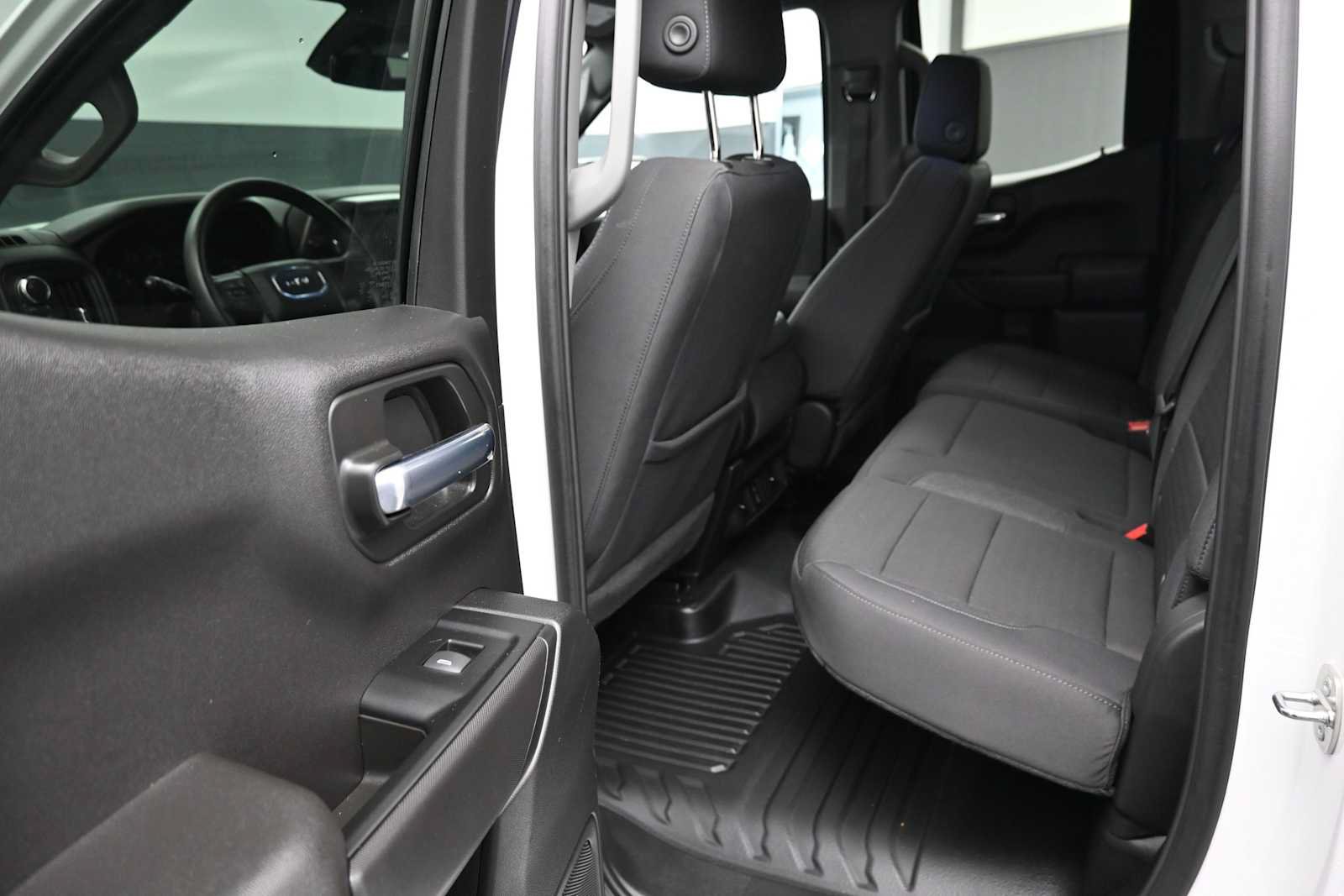 Used 2024 GMC Sierra 1500 Pro w/ Pro Value Package AWD/4WD image 13