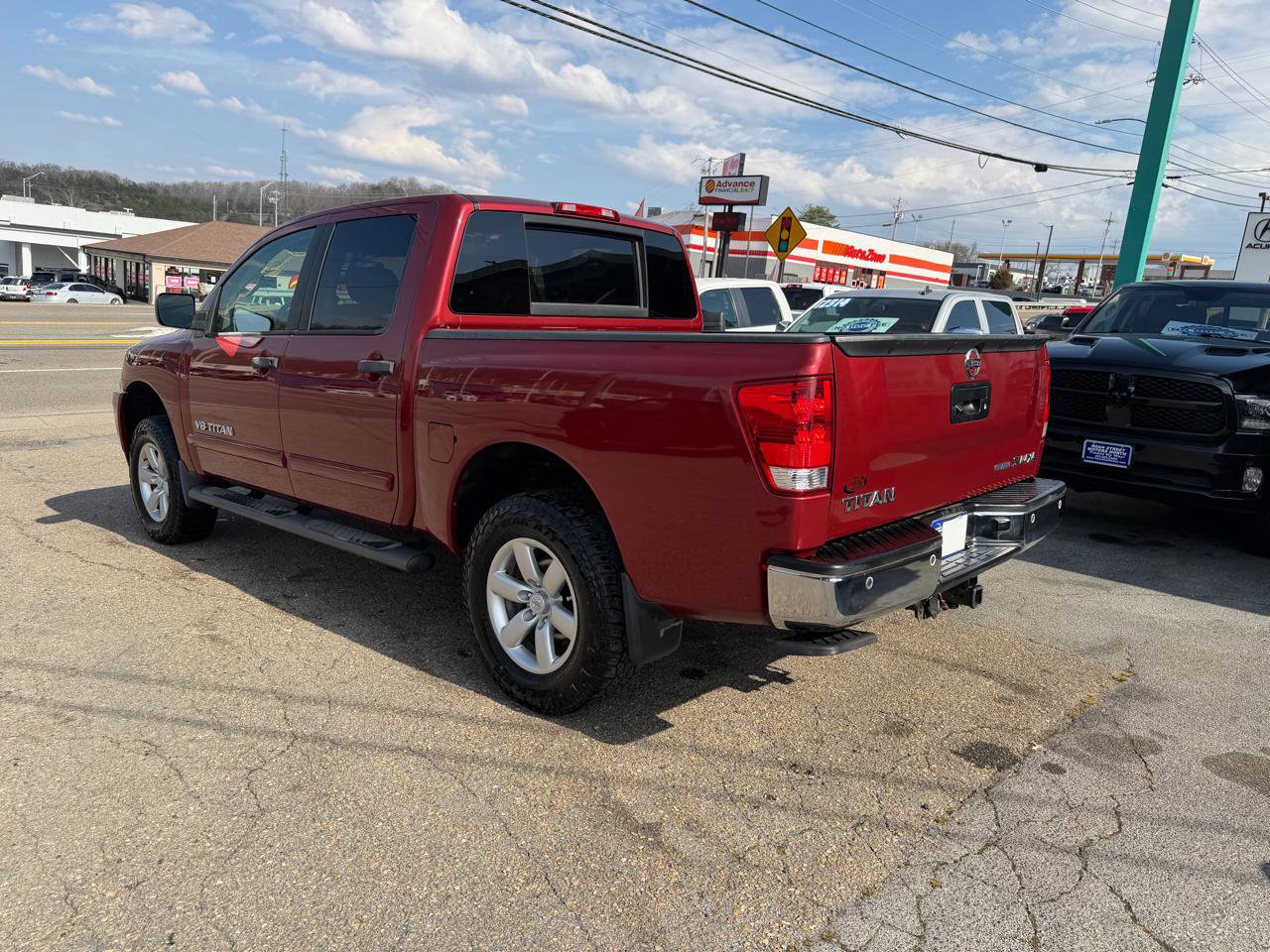 Used 2014 Nissan Titan SV w/ SV Value Truck Package image 6